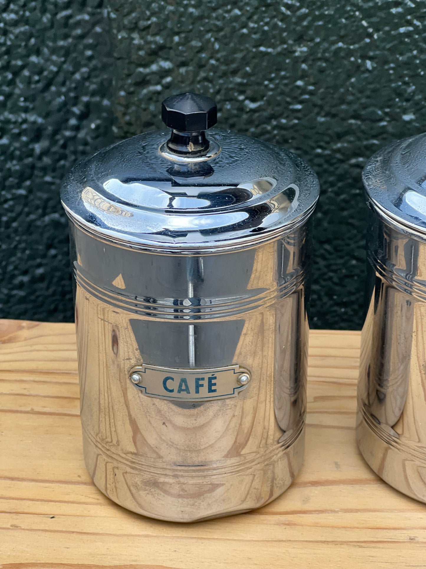 Boîtes de cuisine vintage en inox