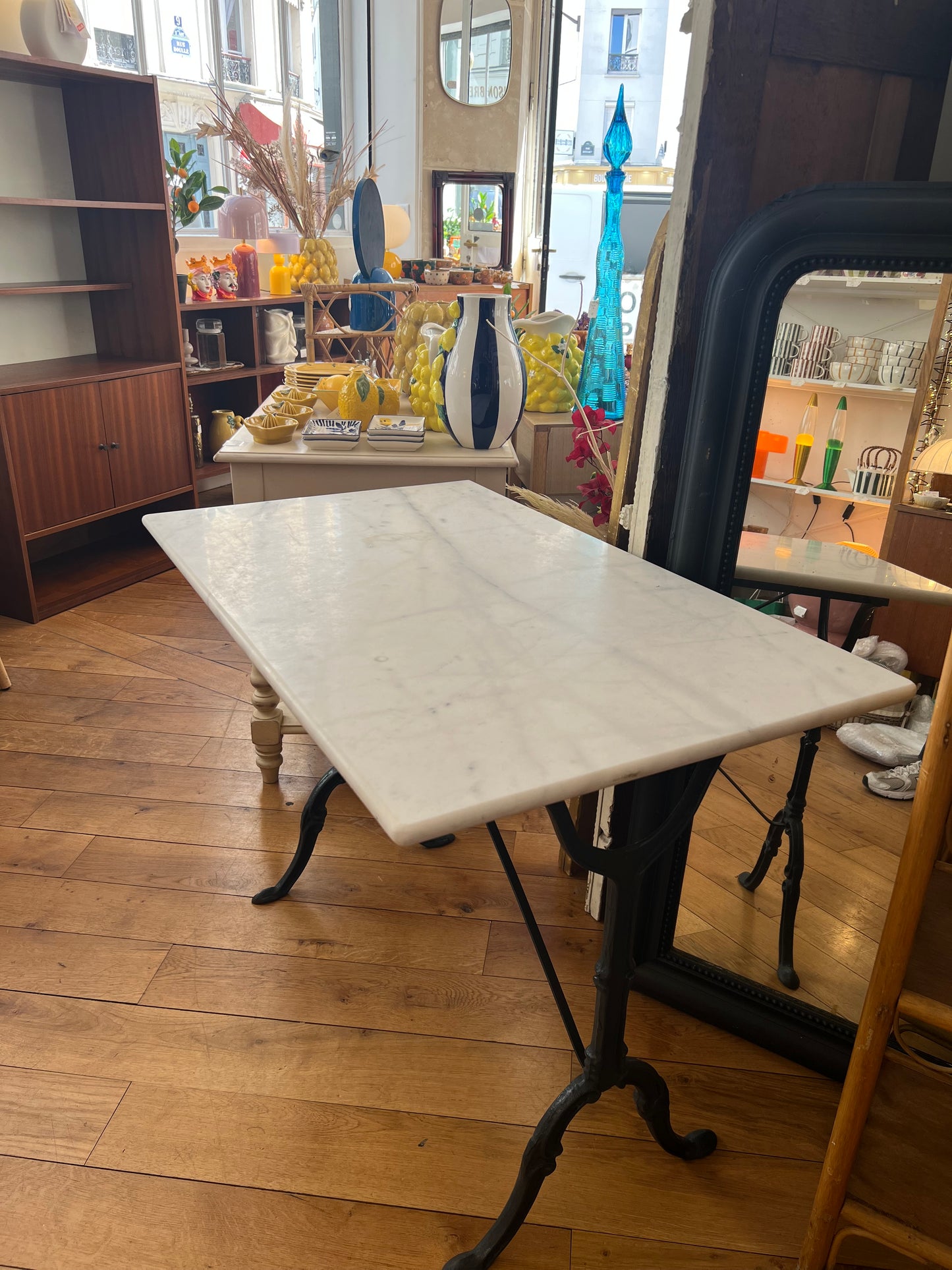 Table bistrot marbre vintage