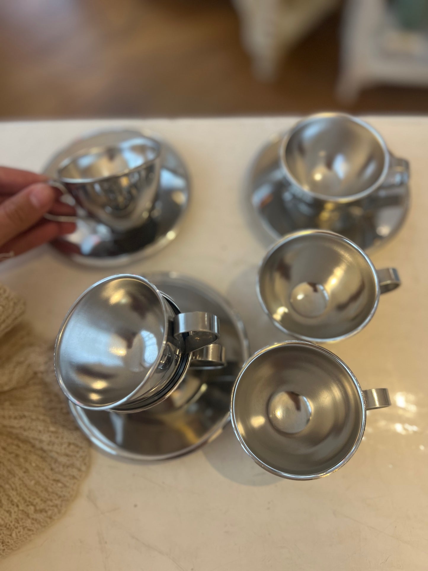 Tasses inox vintage