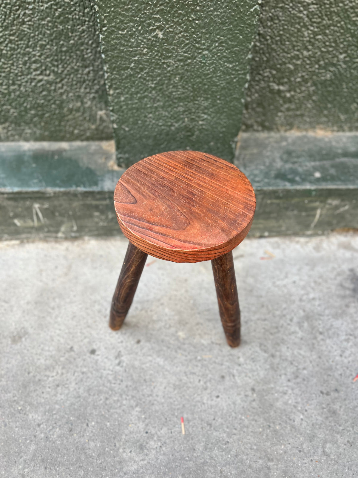 Tabouret vintage tripode