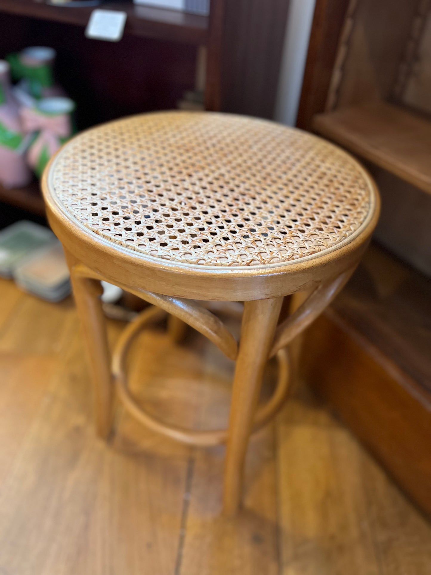Tabouret en cannage vintage