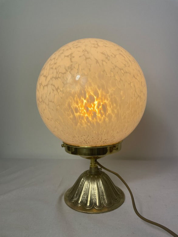 Lampe vintage et upcyclée Orphea