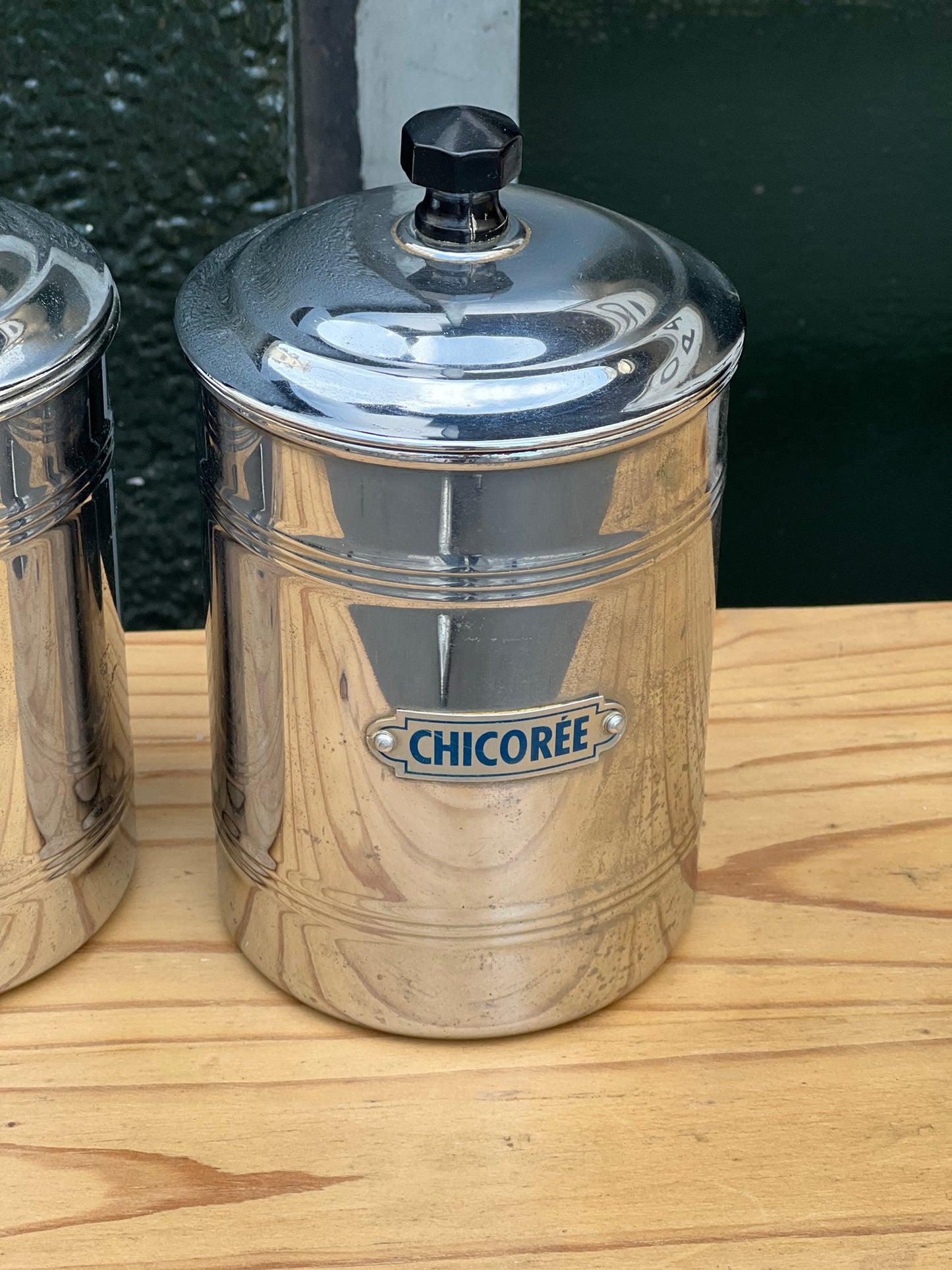 Boîtes de cuisine vintage en inox