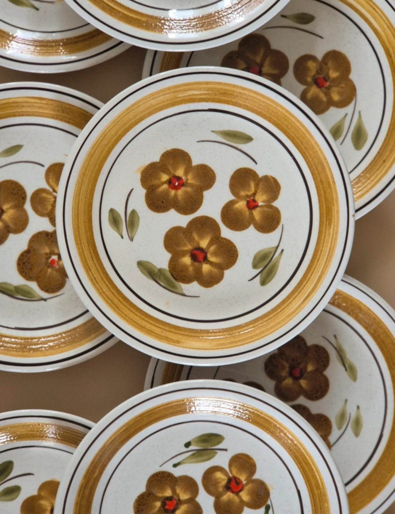 Assiettes desserts vintage