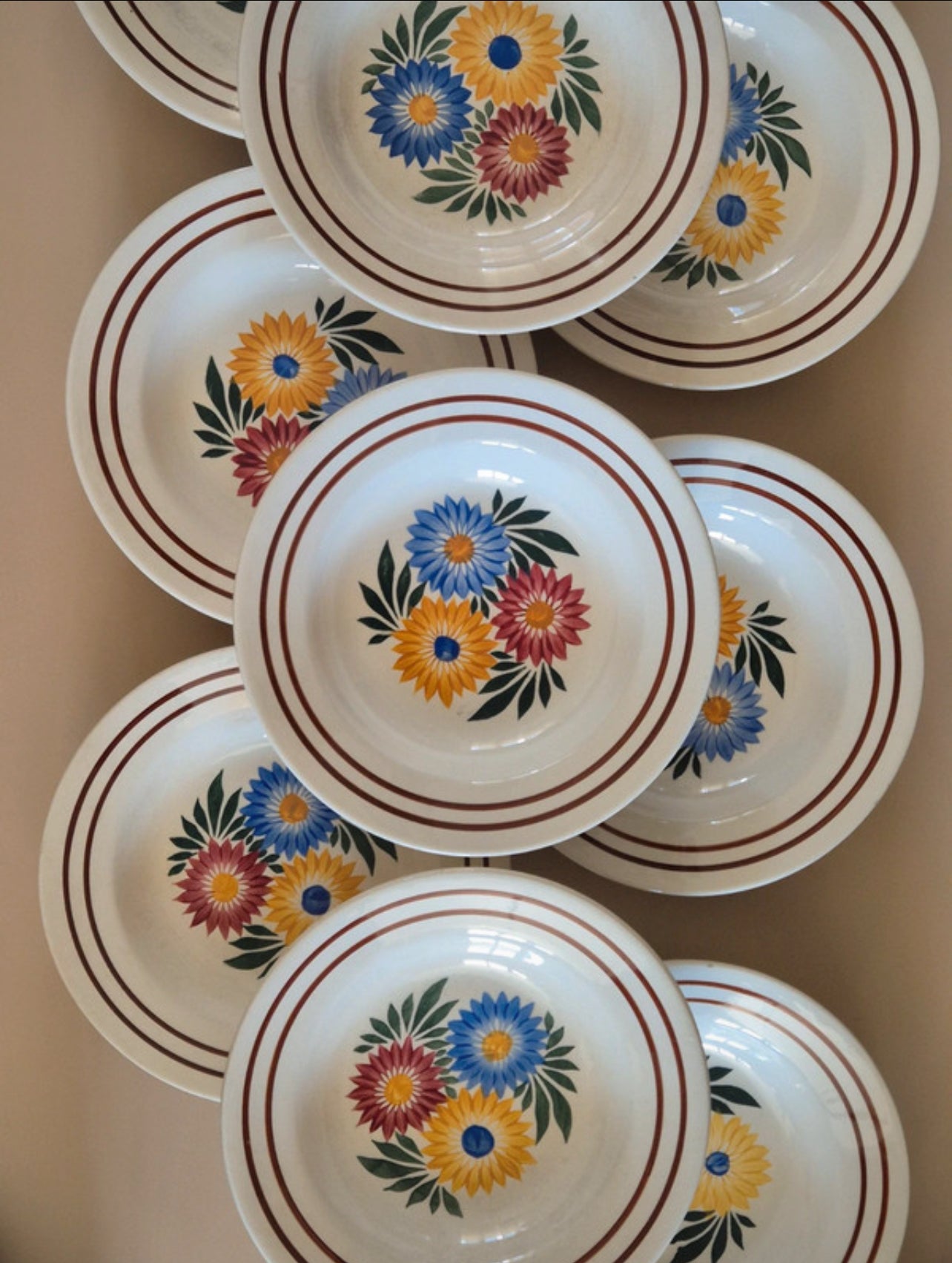 Assiettes creuses Choisy le Roi