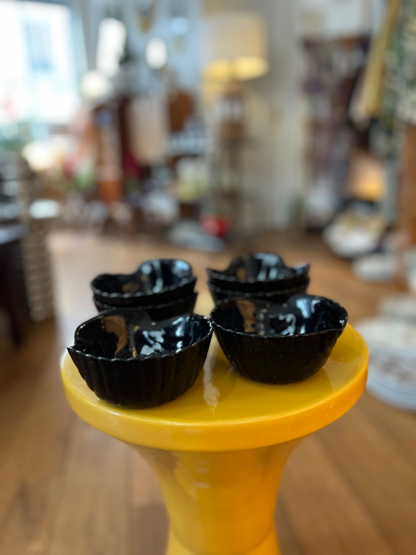 Coupelles coquillages vintage noires