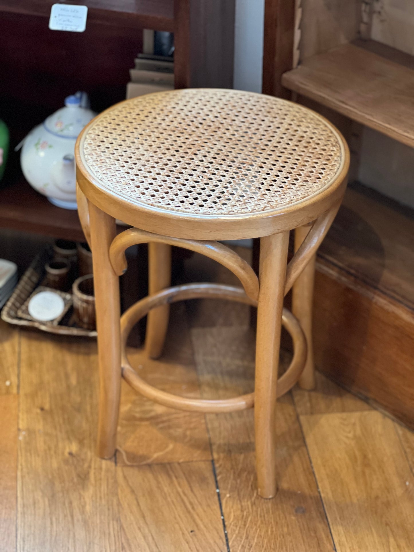 Tabouret en cannage vintage