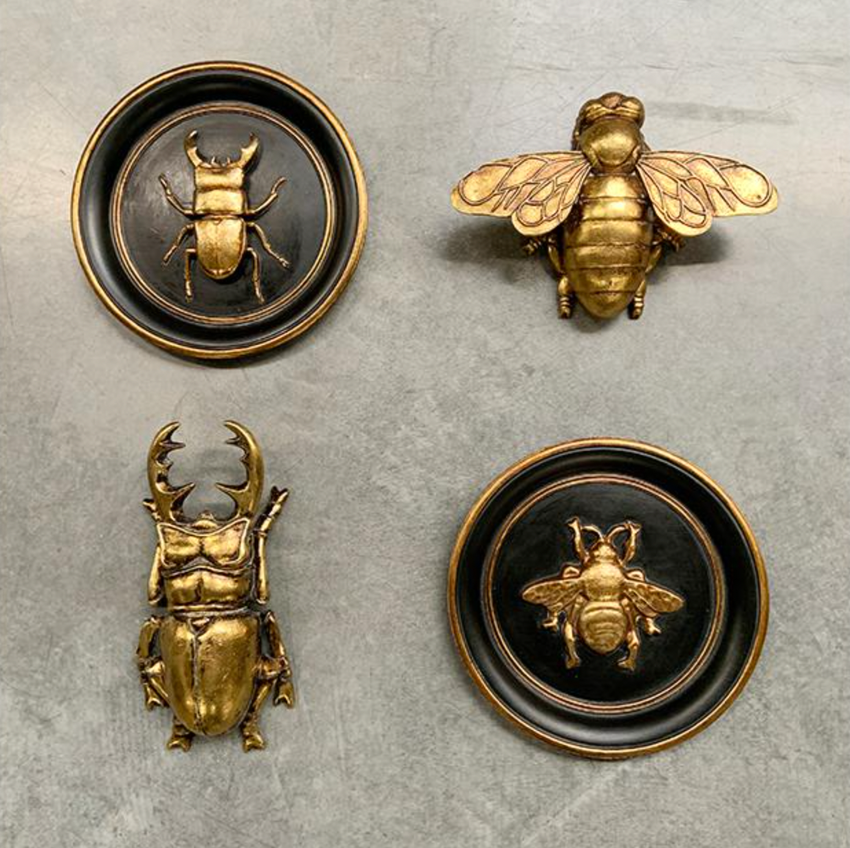 DECO MURALE RONDE ABEILLE N/D 20CM