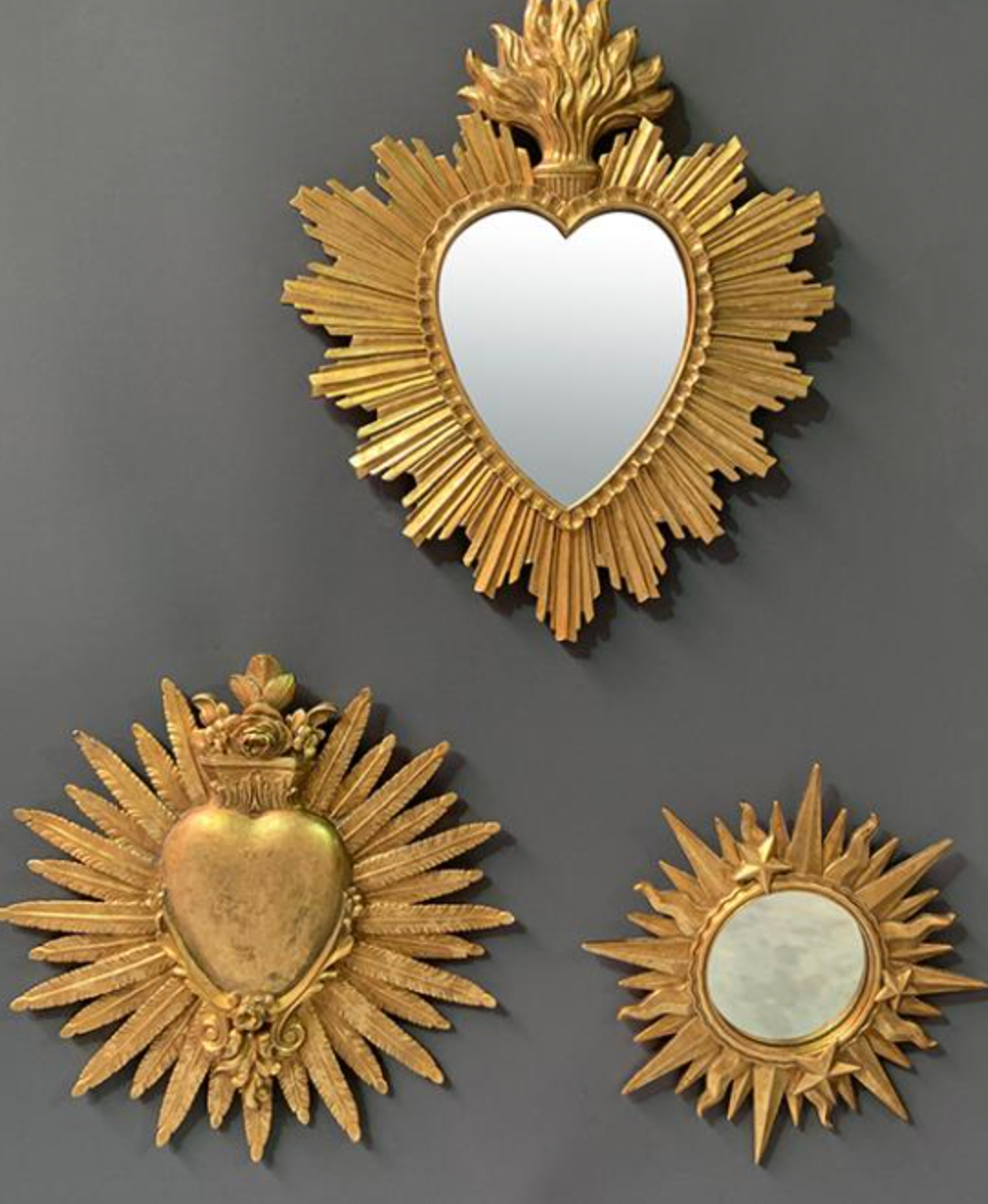 Déco murale ex-voto coeur plumes doré 24.7x25.3cm