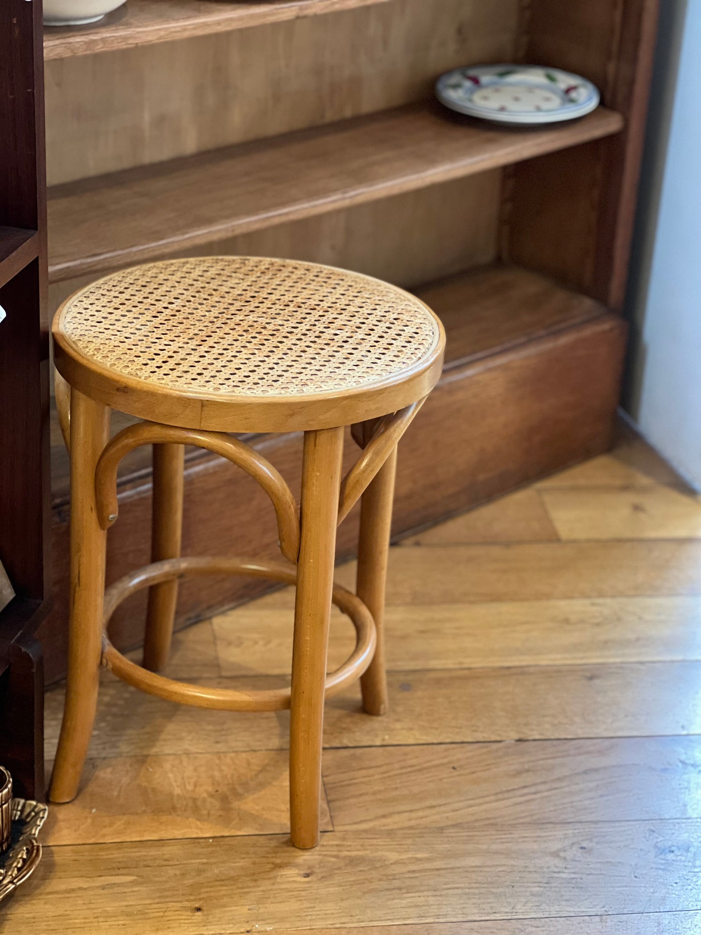 Tabouret en cannage vintage