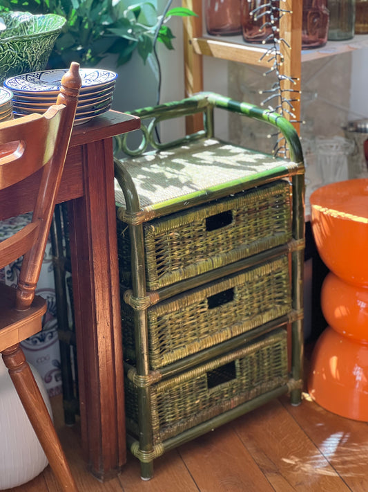 Chiffonnier en rotin vintage vert