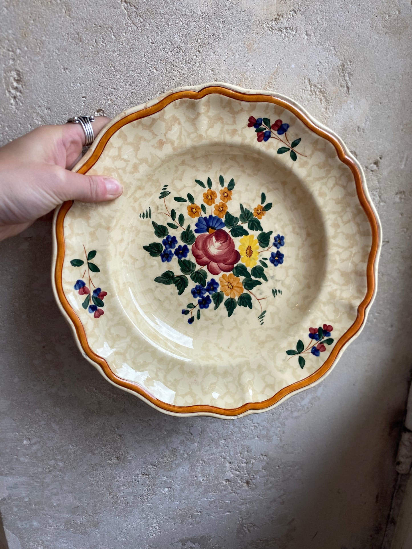 Assiette creuse vintage 25 cm