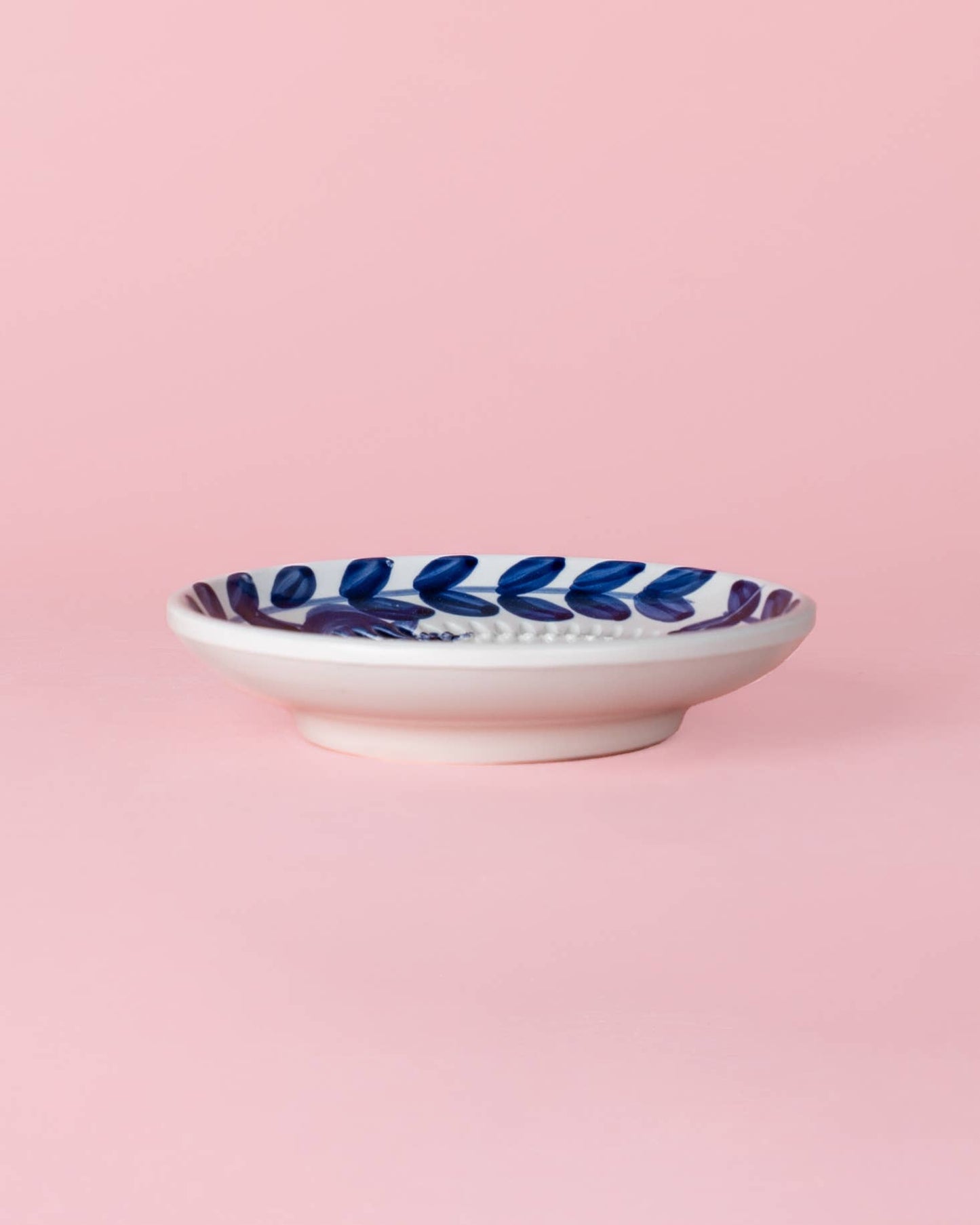 Assiette râpe-ail en céramique - Petite bleue traditionnelle
