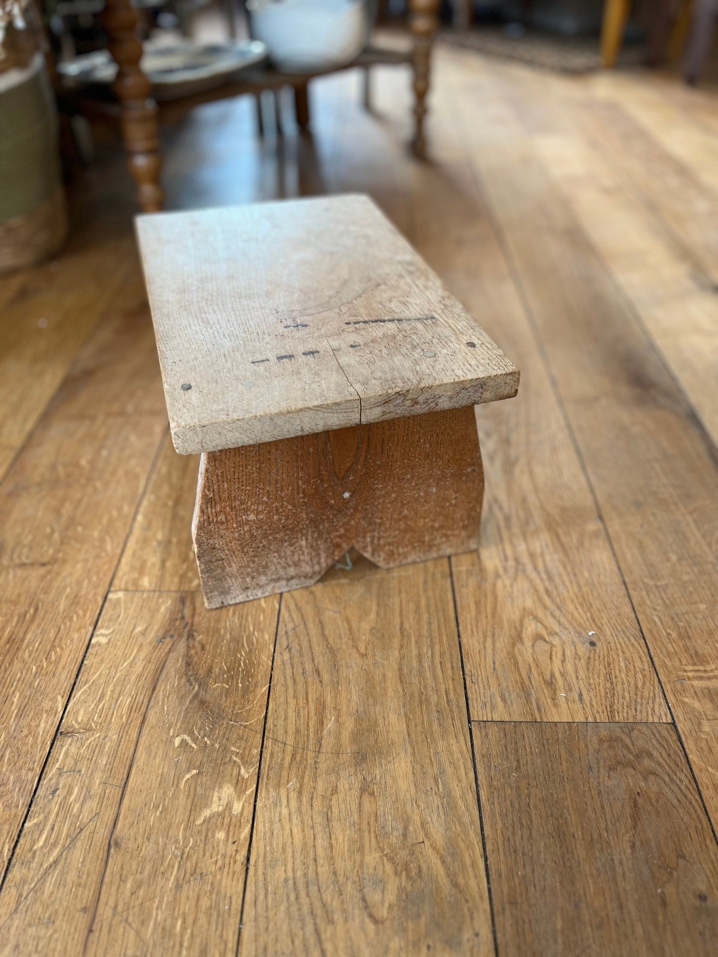 Tabouret bois vintage