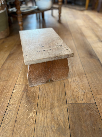 Tabouret bois vintage