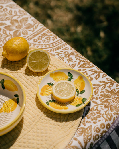 Assiette râpe-ail en céramique - Petite jaune et blanche - Limone