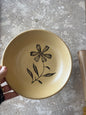 Assiettes creuses fleur beige et noir