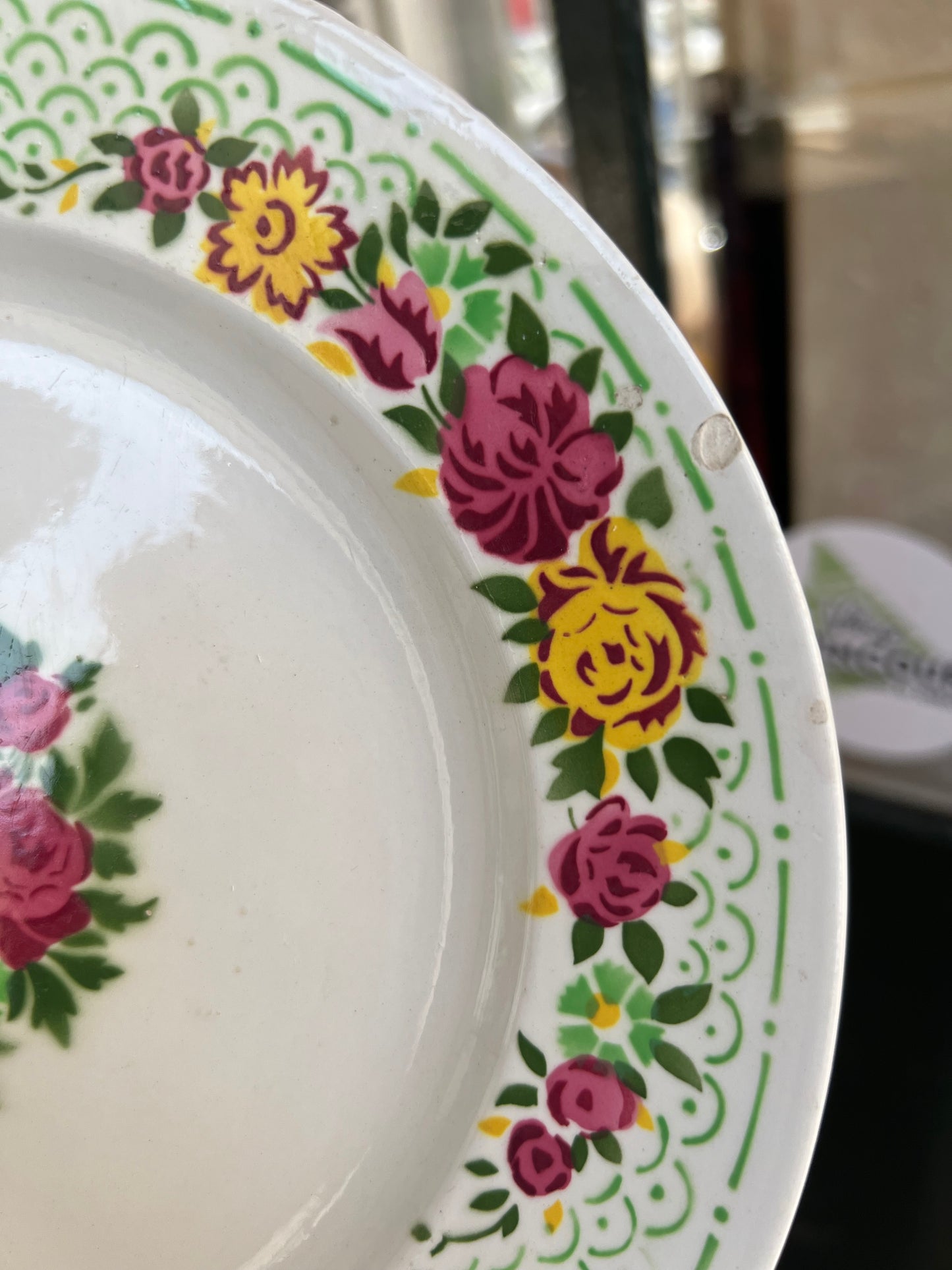 Assiette sur pied vintage