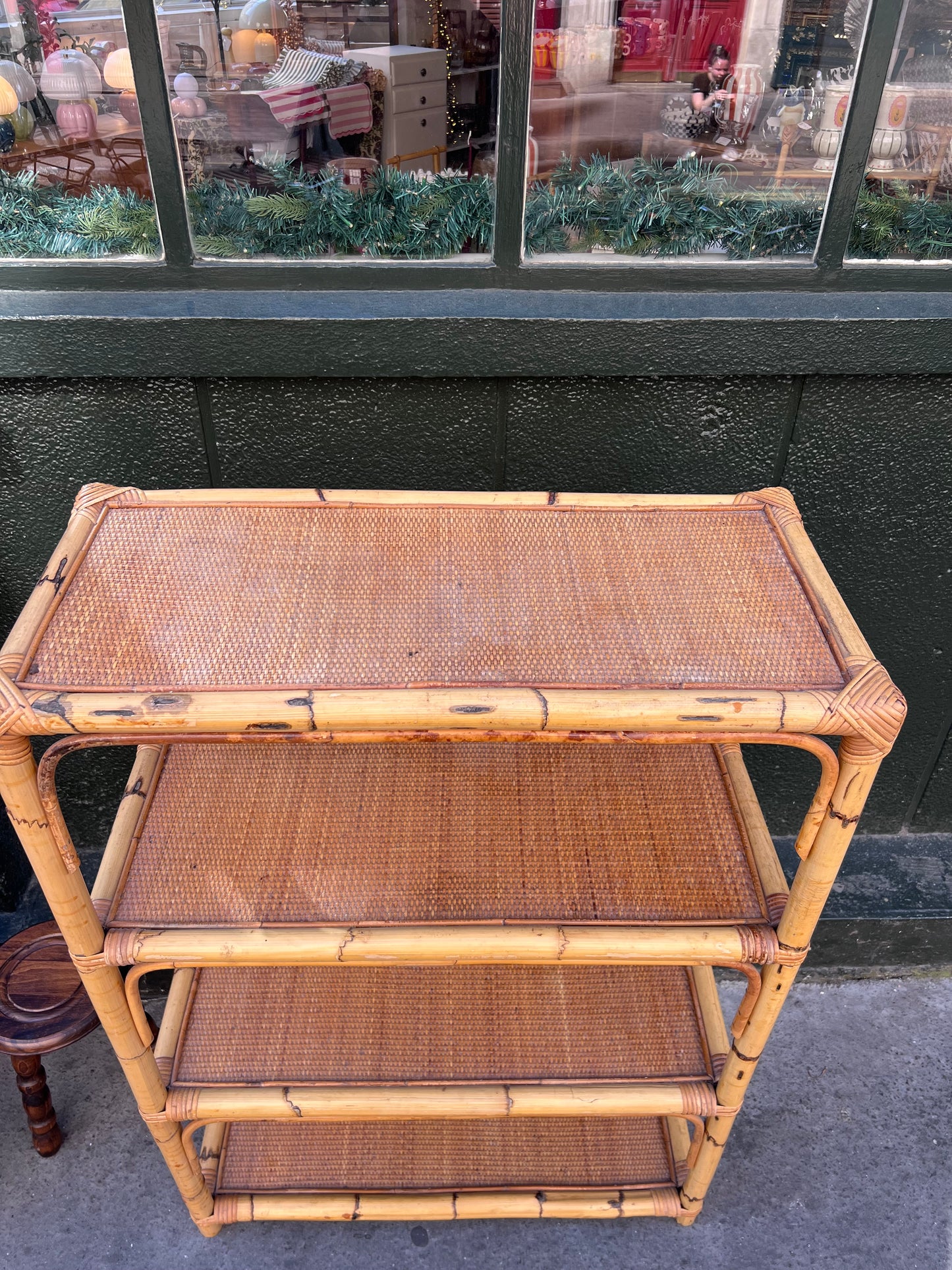 Étagère rotin vintage