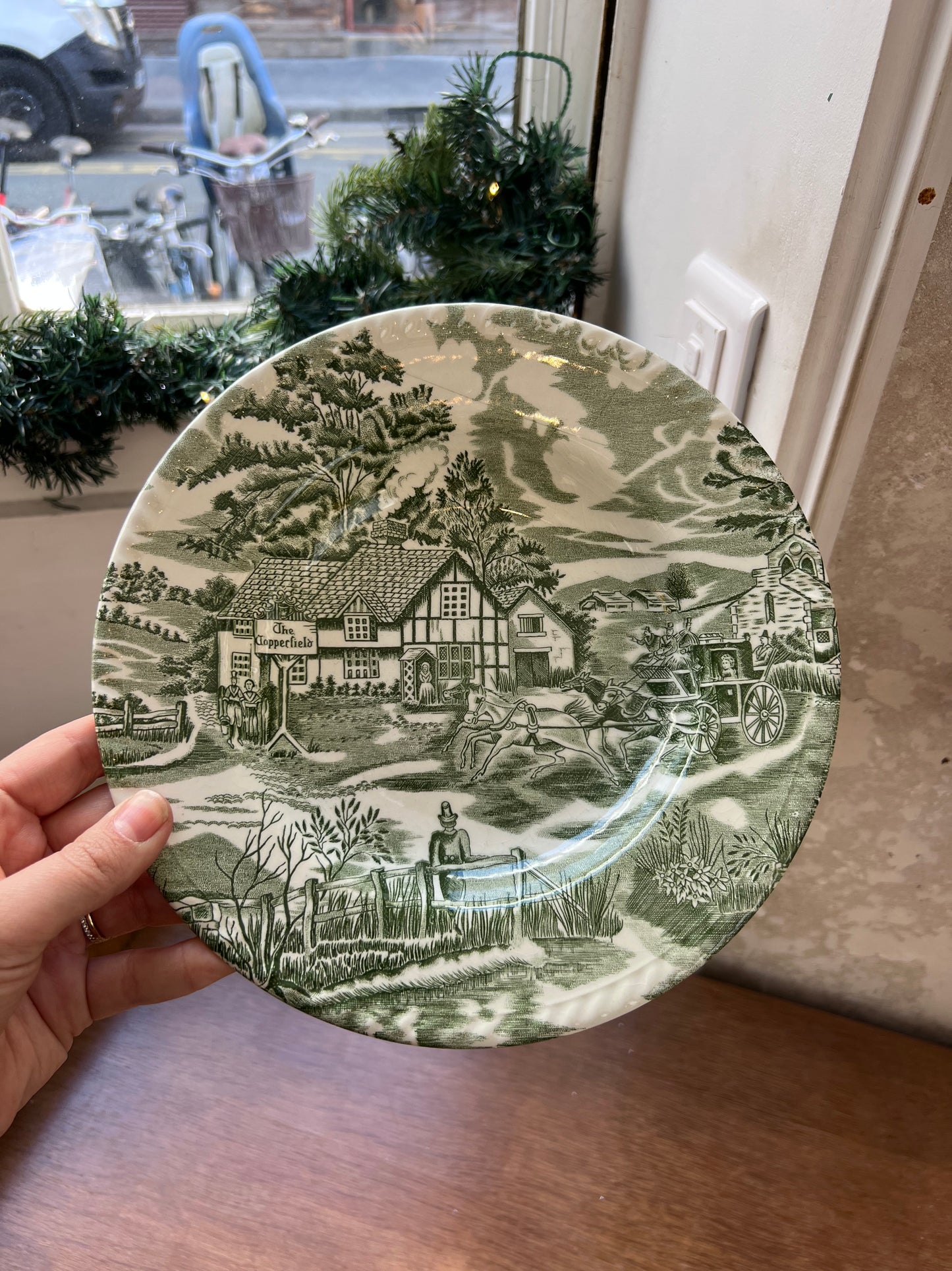 Assiettes creuses vintage vertes