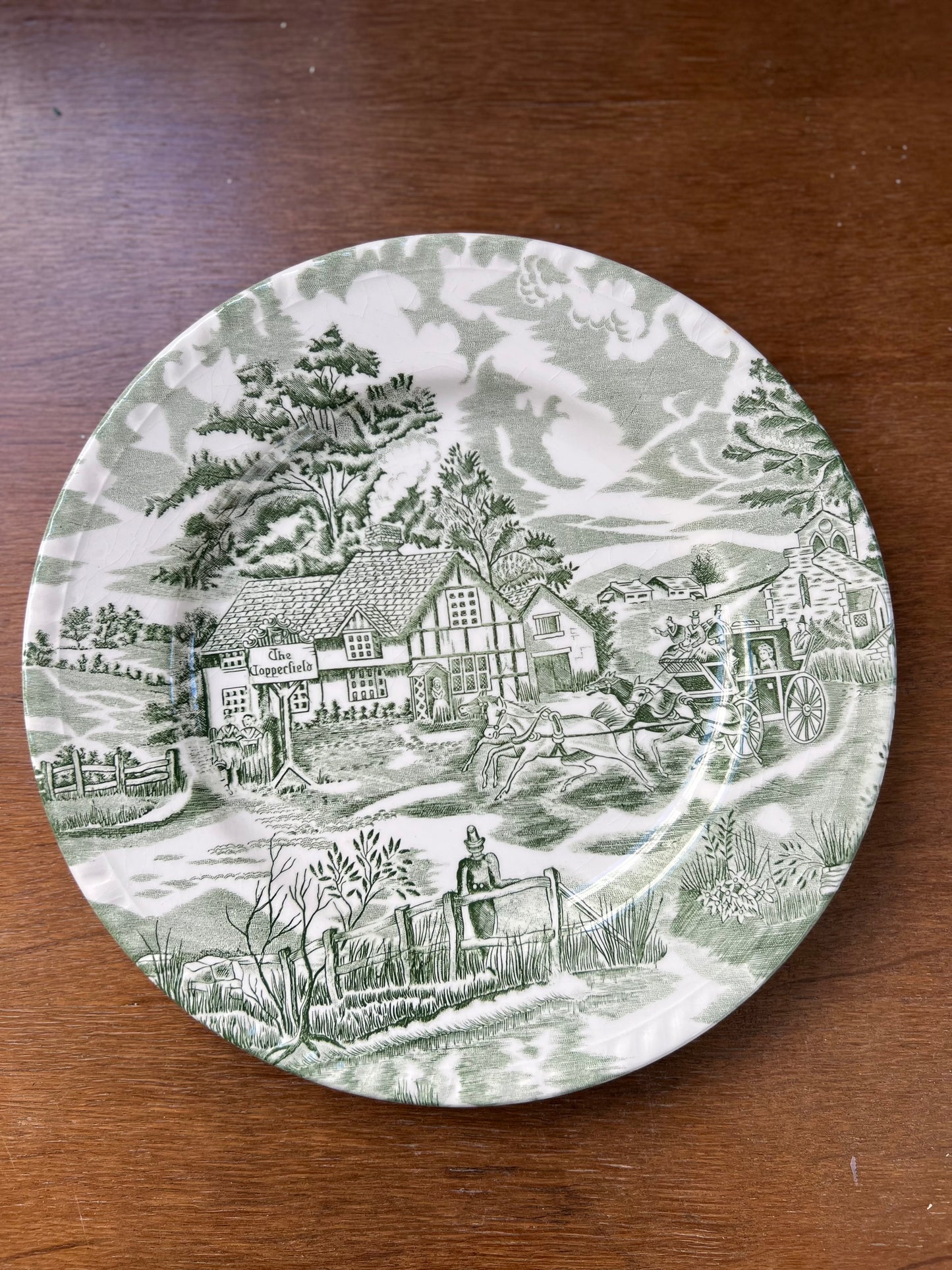 Assiettes plates vintage vertes