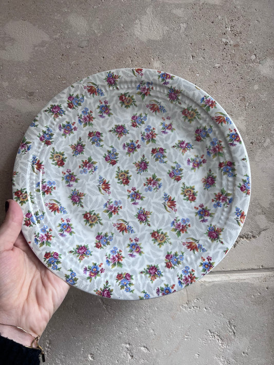 Assiettes vintage fleuries