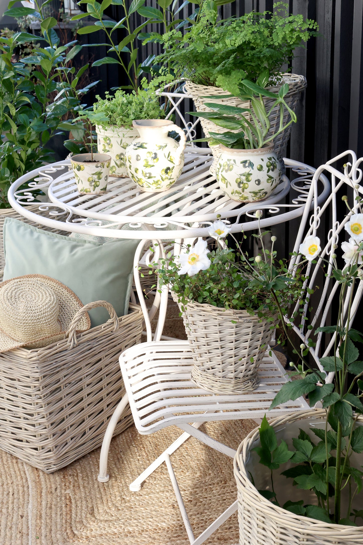 Pichet Olive avec motif d'olives