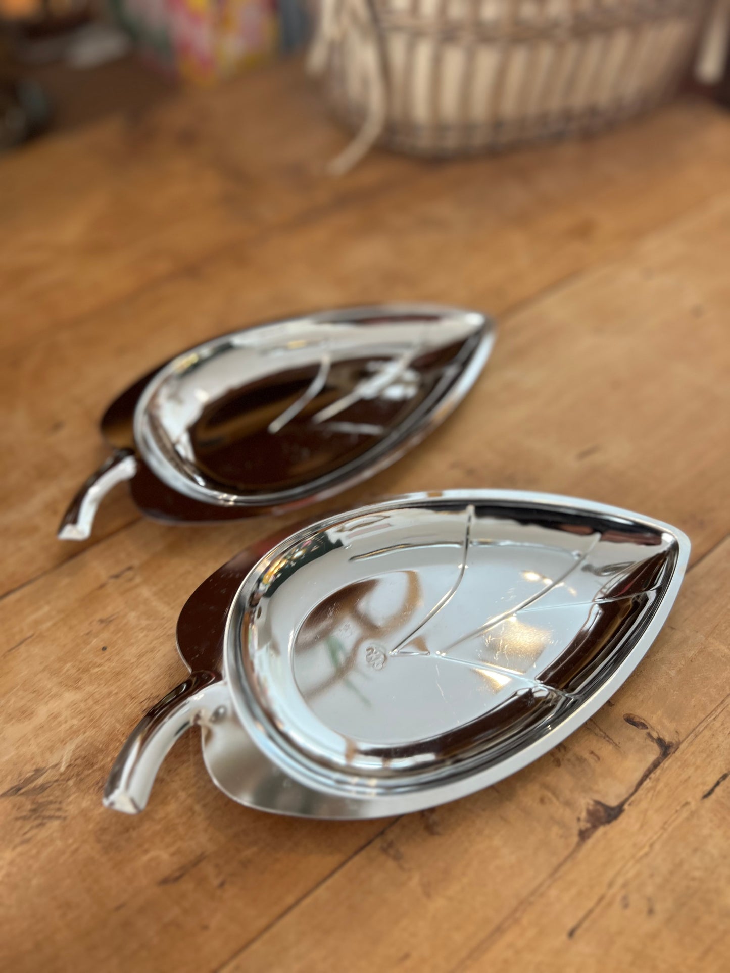 Coupelles feuille vintage en inox