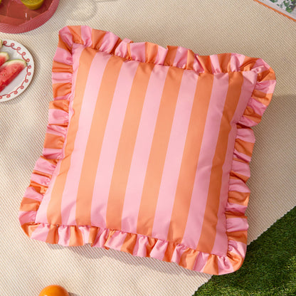 Coussin d'extérieur à volants Palm Royale Stripe Rose/Orange: Rose/Orange / Garni en polyester / 50 x 50 cm
