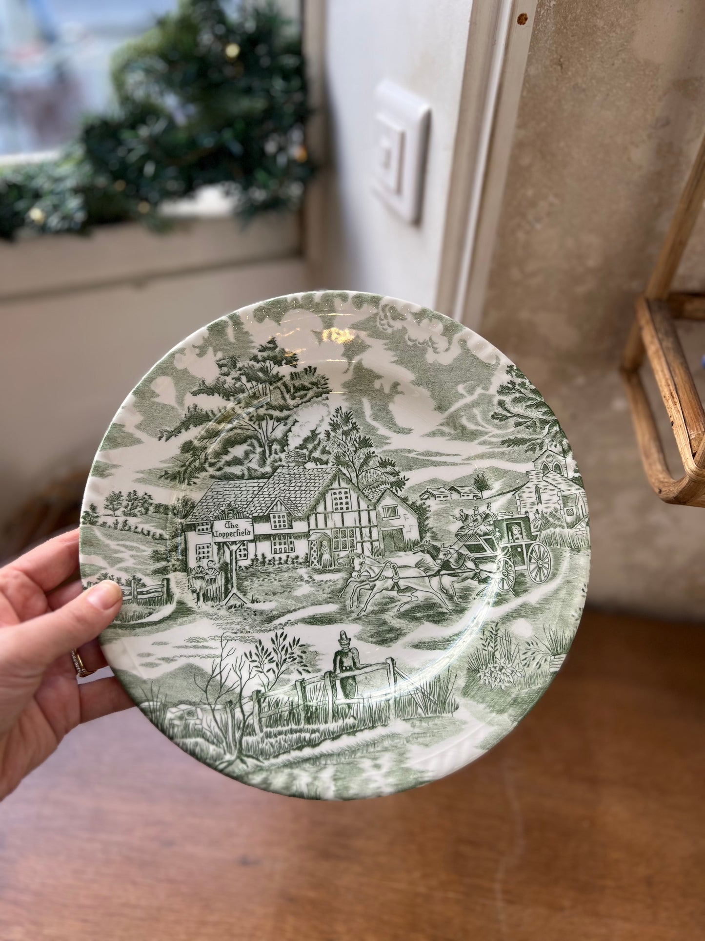 Assiettes plates vintage vertes