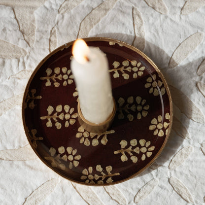 Petit plateau rond métal émaillé Acajou, bordure dorée