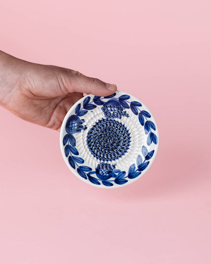 Assiette râpe-ail en céramique - Petite bleue traditionnelle