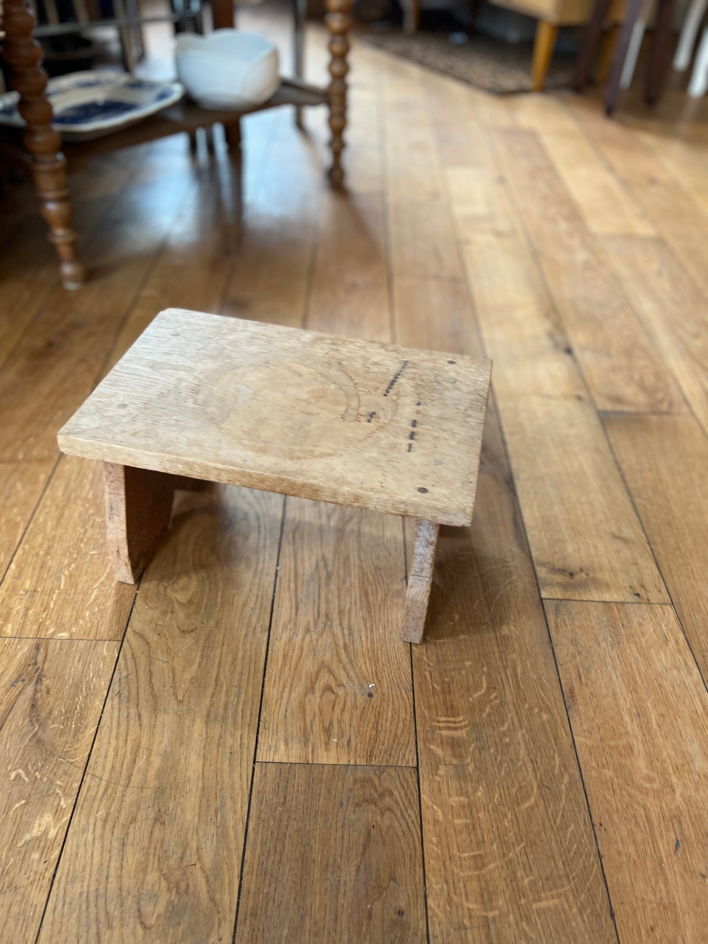 Tabouret bois vintage