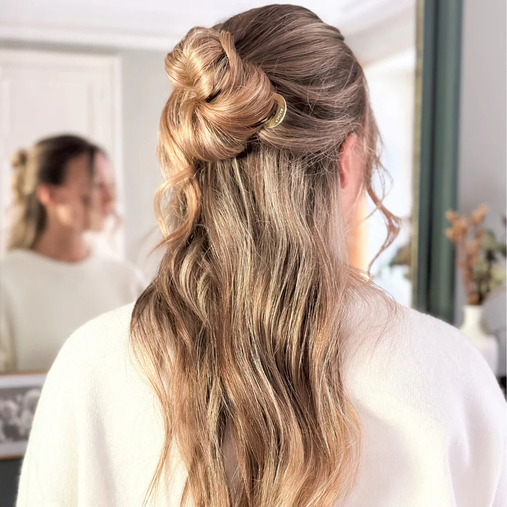 Pic à chignon doré