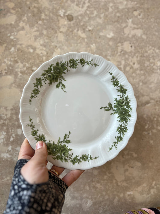Assiettes à dessert vintage en porcelaine fleurs vertes