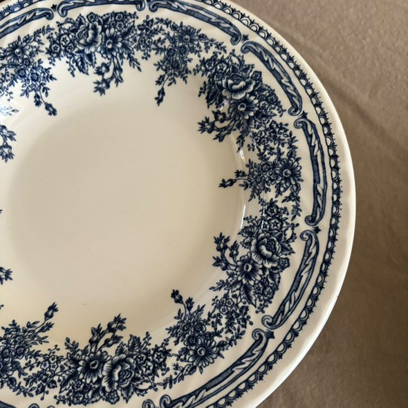 Assiettes semi creuses vintage