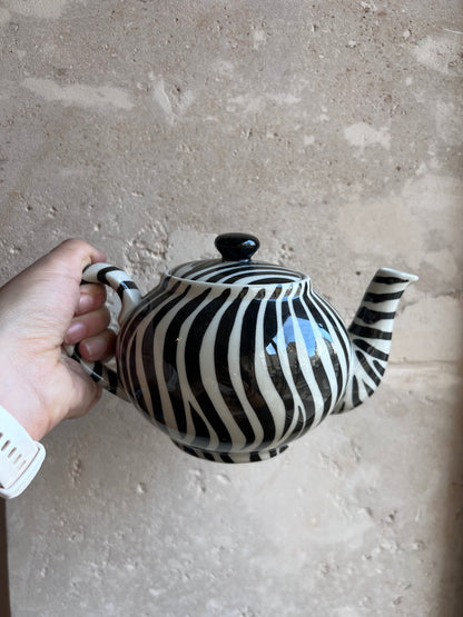 Théière zèbre vintage