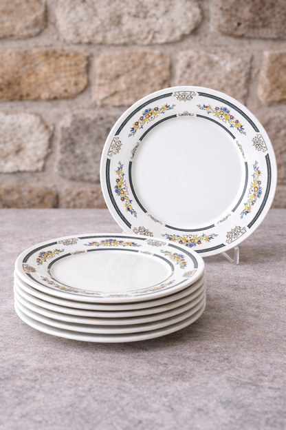 Assiettes porcelaine florales vintage desserts