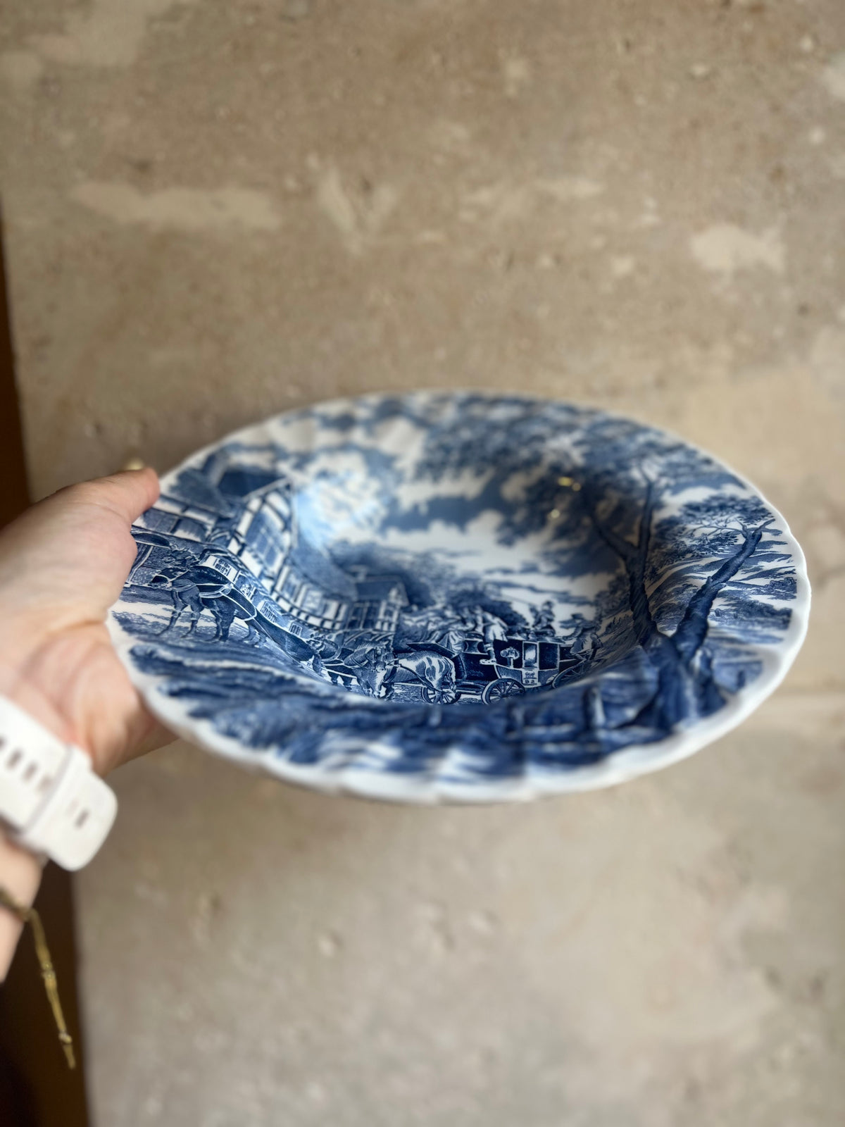 Assiettes creuses anglaises bleues