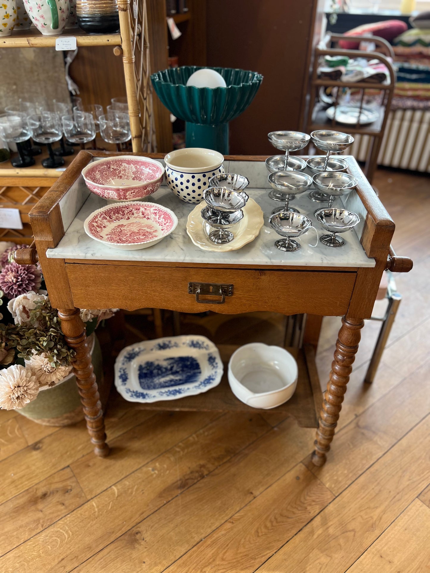Meuble bois et marbre vintage