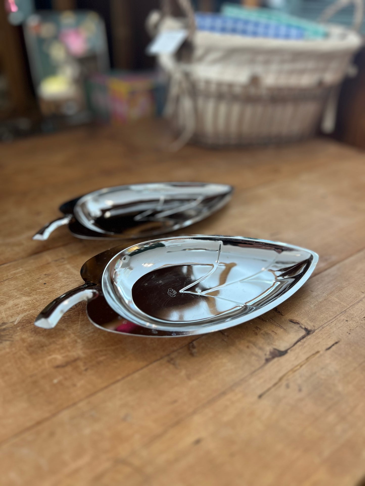 Coupelles feuille vintage en inox