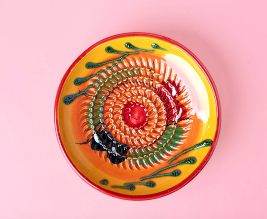 Râpe à l’ail et au gingembre PETITE assiette en céramique faite à la main / Provençale