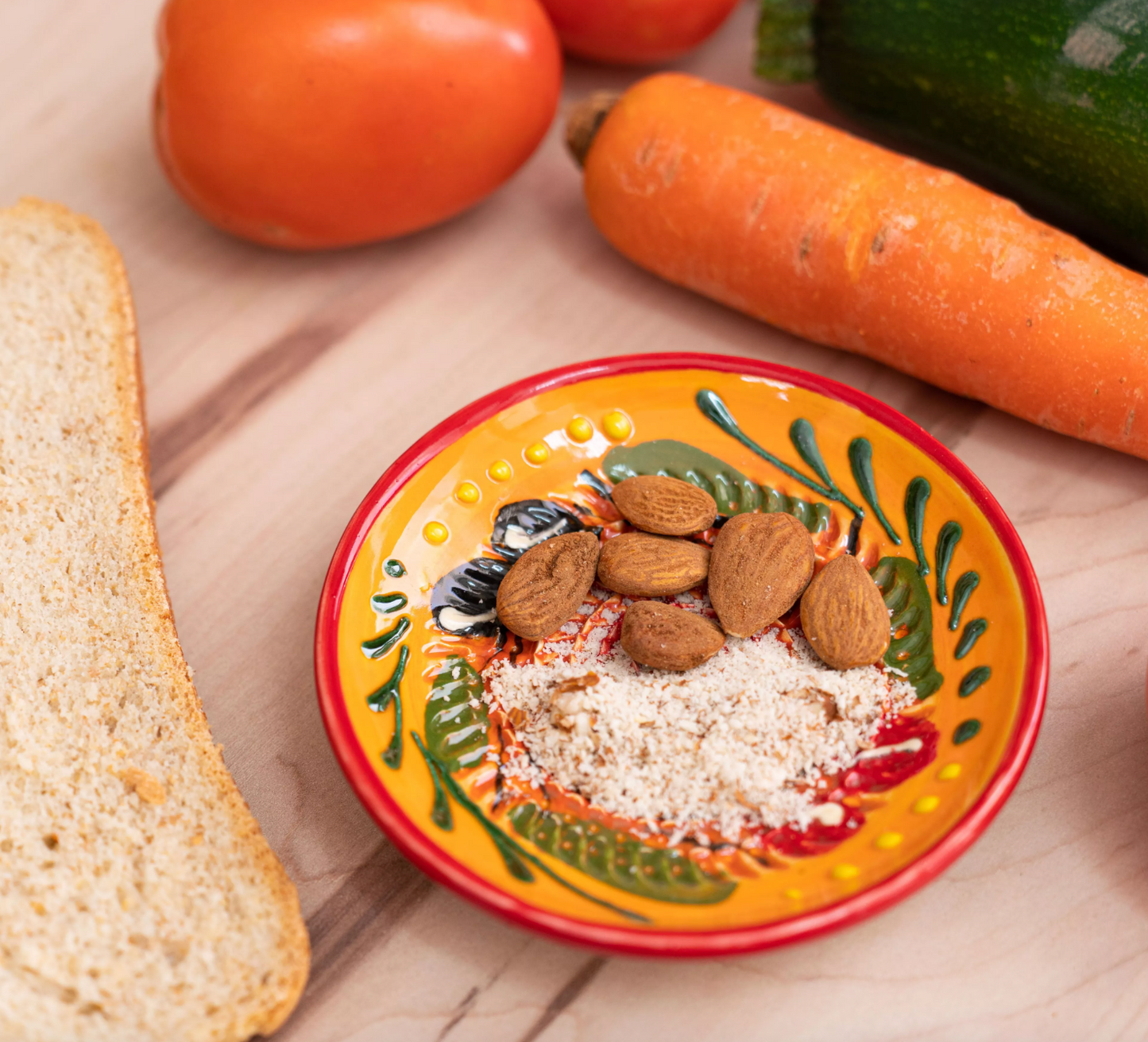 Râpe à l’ail et au gingembre PETITE assiette en céramique faite à la main / Provençale
