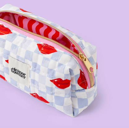 Trousse à maquillage - de toilette - bisous