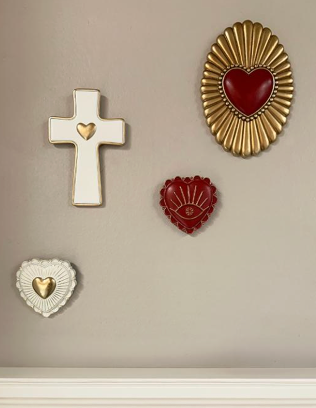 DECO MURALE COEUR ROUGE OVALE 12,5X18CM