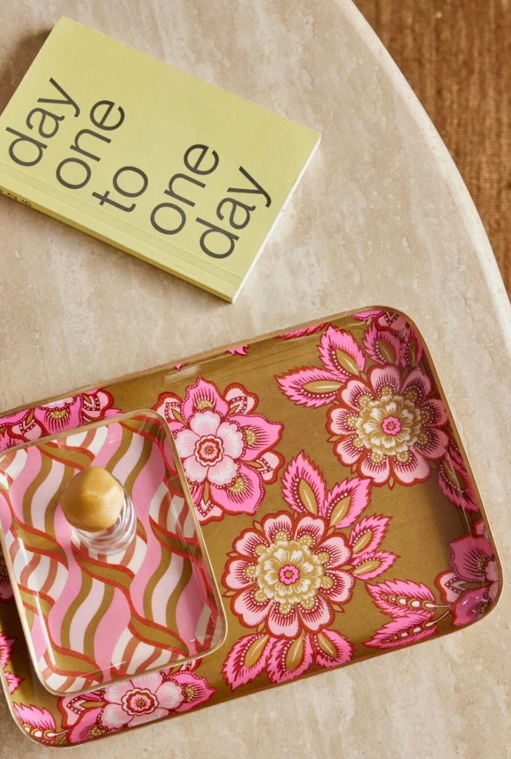 Plateau Aperol - Jakarta Olive 30,5 × 21,2 cm