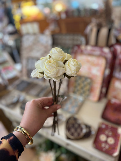 Bouquets de 5 roses en tissus