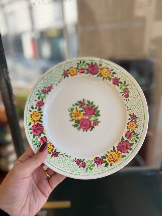 Assiette sur pied vintage