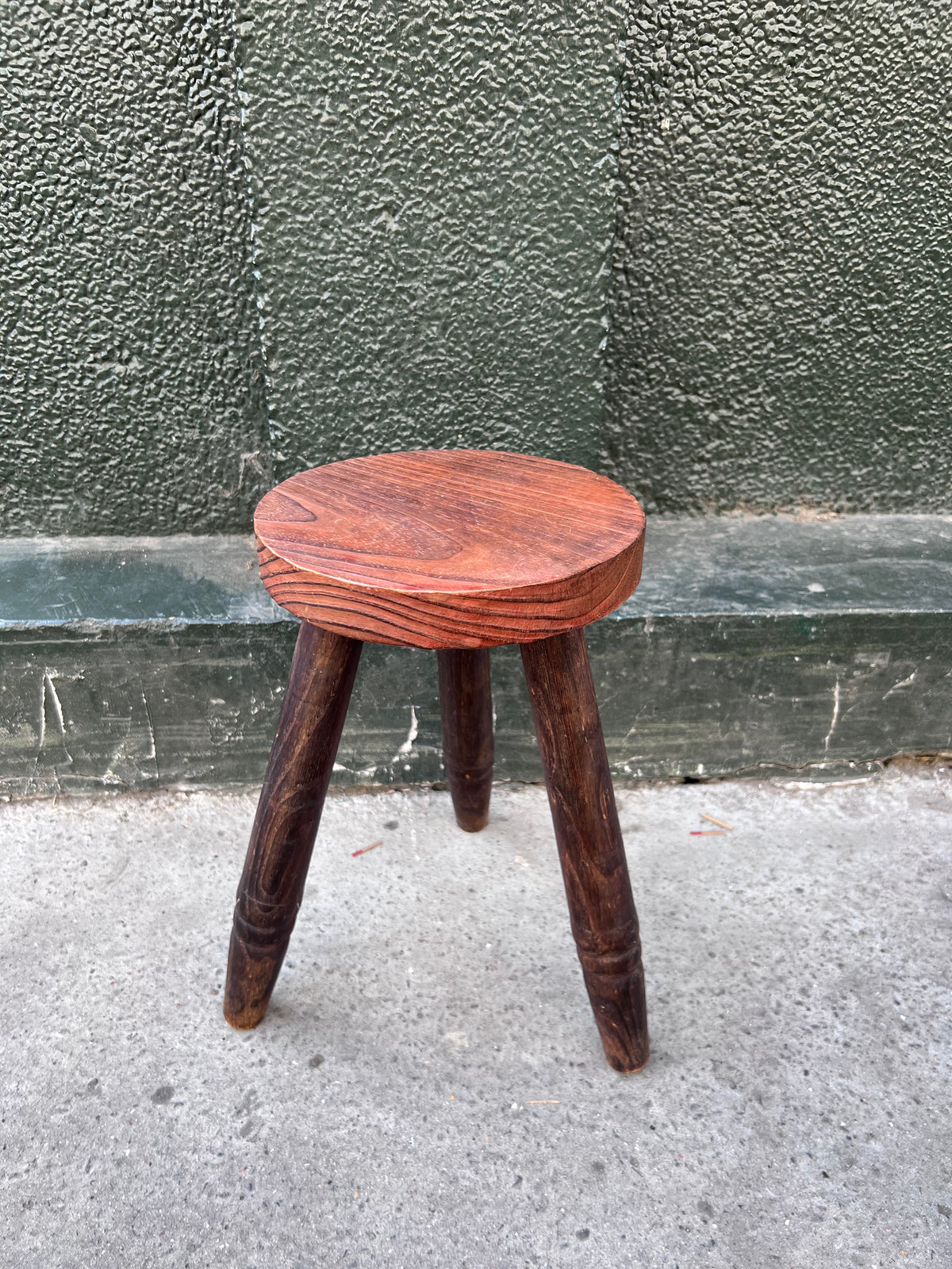 Tabouret vintage tripode