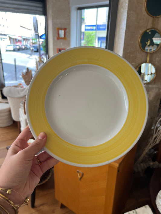 Assiette plate jaune et blanche vintage